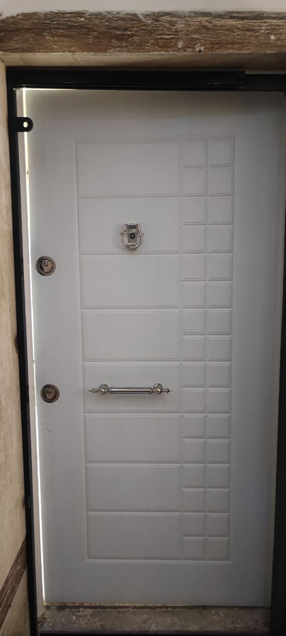 درب چوبی ورودی طرح ضدسرقت