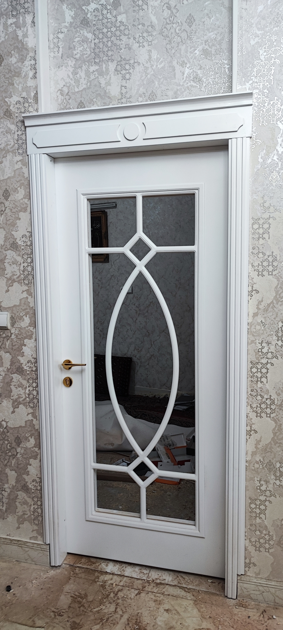 درب چوبی شیشه خور لوکس